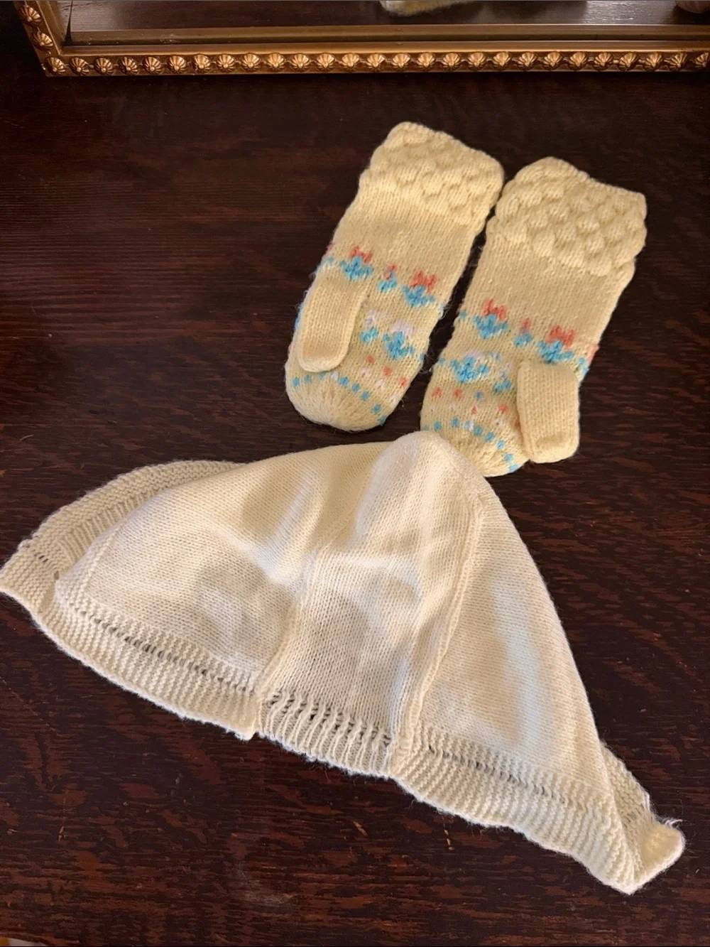 Vintage handmade Soft Cream Knit Socks and Bonnet Set - light yellow
